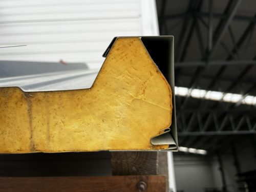 Oromszegély szendvicspanelhoz - Hossz: 2000 mm